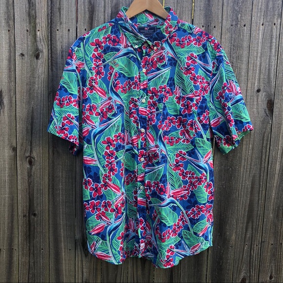 Vineyard Vines Other - Vineyard Vines Short-Sleeve Hawaiian Shirt 🐳
